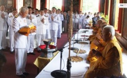 พลเอกเปรม ติณสูลานนท์ ประธานองคมนตรีและรัฐบุรุษ ถวายผ้าพระกฐินพระราชทาน ณ วัดมัชฌิมาวาสวรวิหาร จังหวัดสงขลา