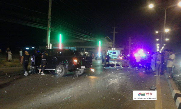 เกิดอุบัติเหตุรถกระบะชนกับรถเก๋งมีผู้ได้รับบาดเจ็บหลายรายในพื้นที่ชะอำ  จังหวัดเพชรบุรี