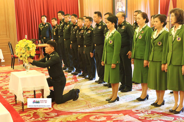 ถวายพระพรพระเจ้าอยู่หัว-(2)