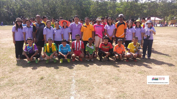 โรงเรียนบ้านสำนักกอ อำเภอควนขนุน จังหวัดพัทลุงจัดการแข่งขันฟุตบอล 7  คน รุ่นอายุไม่เกิน 14 ปี