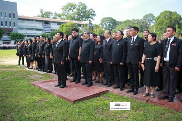 สถาบันการศึกษาอาชีวศึกษาในพื้นที่จังหวัดนครศรีธรรมราชร่วมจัดกิจกรรม 999,999 คน ปฏิญาณตนเพื่อพ่อ อาชีวะสมานฉันท์