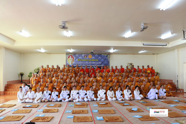 จังหวัดพะเยาจัดพิธีบรรพชาอุปสมบท ถวายเป็นพระราชกุศลแด่พระบาทสมเด็จพระปรมิทรมหาภูมิพลอดุลยเดช ในโอกาสครบกำหนดปัญญาสมวาร (50 วัน) แห่งการเสด็จสวรรคต