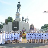 สนช. วางพวงมาลาในนาม “สภานิติบัญญัติแห่งชาติ” เพื่อถวายบังคมพระบรมราชานุสรณ์พระบาทสมเด็จพระมงกุฎเกล้าเจ้าอยู่หัวในอภิลักขิตสมัยคล้ายวันสวรรคต