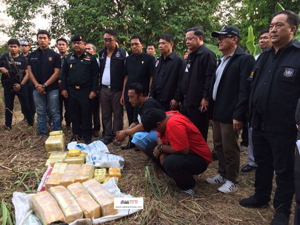 จังหวัดลพบุรีแถลงข่าวร่วมกันจับกุมคดีในความผิดเกี่ยวกับยาเสพติด