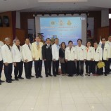 สโมสรไลออนส์สงขลา สโมสรไลออนส์หาดใหญ่ สโมสรไลออนส์หาดใหญ่ฮาร์โมนี และสโมสรไลออนส์สะเดาร่วมทำกิจกรรมการแข่งขันตอบคำถามสารานุกรมไทยสำหรับเยาวชน