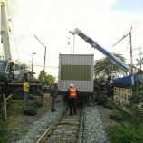 พิจิตรรถไฟบรรทุกสินค้าตกราง