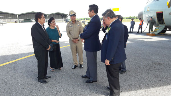 นายอำเภอหนองจิก จังหวัดปัตตานีร่วมส่งประธานกรรมการมูลนิธิโรงพยาบาลสมเด็จพระยุพราชและคณะ