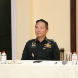 แม่ทัพภาคที่  4  รับฟังแนวทางการดำเนินกิจการควบคู่ไปกับการดูแลชุมชนใกล้เคียง และการช่วยเหลือตอบแทนสังคม จากคณะผู้บริหาร บริษัทปูนซีเมนต์ไทย (ทุ่งสง) จำกัด
