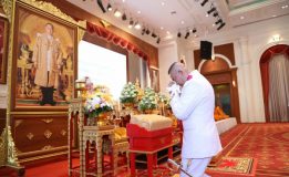 สำนักงานปลัดกระทรวงกลาโหมจัดพิธีทำบุญตักบาตรพระภิกษุสงฆ์จำนวน 89 รูปและพิธีสวดพระพุทธมนต์ถวายเป็นพระราชกุศลแด่พระบาทสมเด็จพระปรมินทรมหาภูมิพลอดุลยเดช บรมนาถบพิตร เนื่องในโอกาสวันคล้ายวันสวรรคต