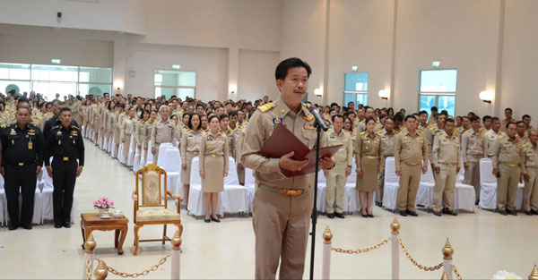 รองผู้ว่าฯ สระบุรีร่วมพิธีวางพานพุ่มถวายราชสดุดี พระบาทสมเด็จพระจุลจอมเกล้าเจ้าอยู่หัว รัชกาลที่ 5 เนื่องในวันท้องถิ่นไทย