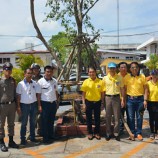 ประธาน กต.ตร.สภ.เมืองสระบุรี ร่วมกับสภ.เมืองสระบุรี ปลูกต้นรวงผึ้งเฉลิมพระเกียรติ ในวันเฉลิมพระชนมพรรษาสมเด็จพระนางเจ้าฯ พระบรมราชินี