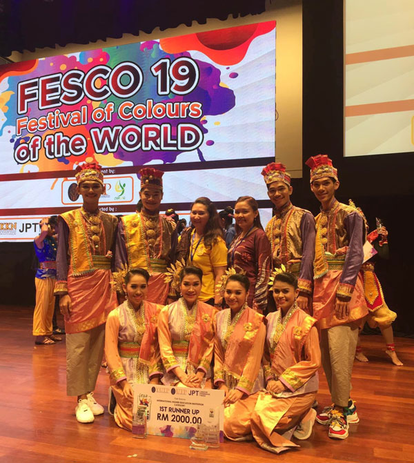 นศ.นาฏศิลป์ฯ มรภ.สงขลา ผงาดเวทีประกวด “FESCO 2019” มาเลเซีย  โชว์การแสดงซัมเป็ง คว้ารางวัลรองชนะเลิศอันดับ 1 ประเภท Folk Dance