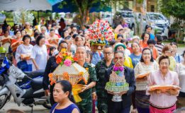 ผบ.ฉก.ยะลาร่วมทำบุญทอดกฐินสามัคคี เพื่อสมทบทุนสร้างโรงเรียนพระปริยัติธรรม แผนกธรรมบาลี