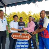 ท่าอากาศยานหาดใหญ่มอบน้ำดื่มเพื่อสนับสนุนให้กับศูนย์จราจรสถานีตำรวจภูธรคลองหอยโข่ง