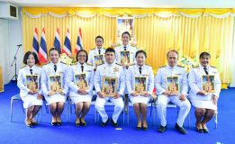 เทศบาลตำบลน้ำน้อยจัดพิธีรับพระราชทานพระบรมฉายาลักษณ์ฯ