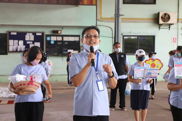 นายแพทย์สาธารณสุขจังหวัดสุราษฎร์ธานี หวั่น COVID-19 ระบาดระลอกใหม่ หลังมีการผ่อนคลายมาตรการต่างๆ ขอความร่วมมือทุกภาคส่วนการ์ดอย่าตก