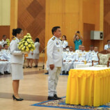 อบจ.สงขลา ร่วมประกอบพิธีวางพุ่มดอกไม้ถวายราชสักการะ พระบรมฉายาลักษณ์ พระบาทสมเด็จพระพุทธยอดฟ้าจุฬาโลกมหาราช และวันที่ระลึกมหาจักรีบรมราชวงศ์ วันที่ 6 เมษายน 2568