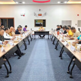 อำเภอขนอมจัดการประชุมคณะกรรมการพัฒนาชุมชนในพื้นที่รอบโรงไฟฟ้า (คพรฟ.) ครั้งที่ ๔/๒๕๖๘