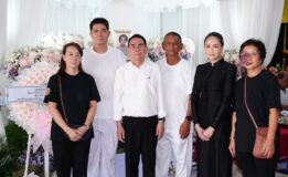 รมช.มหาดไทยร่วมงานพิธีฌาปนกิจศพคุณพ่อคม เรืองกูล (กำนันคม)