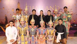 คณะศิลปกรรมฯ มรภ.สงขลา จับมือ รร.สายบุรี (แจ้งประชาคาร) ยกทีมเยือนมาเลเซีย  นำการแสดงทางวัฒนธรรมร่วมงานเลี้ยงรับรองเนื่องในวันชาติ และวันคล้ายวันเฉลิมพระชนมพรรษาในหลวง ร.9