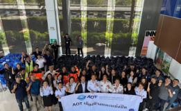 ท่าอากาศยานหาดใหญ่ (AOT) ในนามของพี่น้องชาวใต้ ขอขอบคุณผู้บริหาร บริษัท ท่าอากาศยานไทยจำกัด (มหาชน) (AOT) ที่ร่วมส่งต่อกำลังใจและสิ่งของช่วยเหลือมายังพื้นที่ภาคใต้ในช่วงเวลาที่ยากลำบากนี้