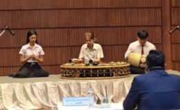 สุดเจ๋ง ! นศ. “ดนตรีไทยและดนตรีพื้นบ้าน” มรภ.สงขลา คว้า 3 เหรียญทอง 1 เหรียญเงิน ประกวดเดี่ยวเครื่องดนตรีไทยและขับร้องระดับชาติ “เสริมประสบการณ์ สืบสานสังคีตศิลป์ไทย” ปี 2569