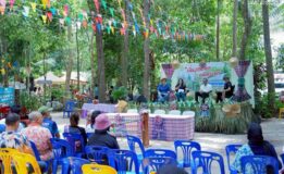 มรภ.สงขลา ร่วมกิจกรรม “ปั่นรอบแค แลส้มจุก” พร้อมเปิดศูนย์แคโมเดล เรียนรู้เกษตรครบวงจร อบต.แค ส่งเสริมการท่องเที่ยวเชิงอนุรักษ์ เพิ่มรายได้ทางเศรษฐกิจ